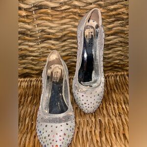 GIRLS Badgley Mischka silver dress shoes size 2